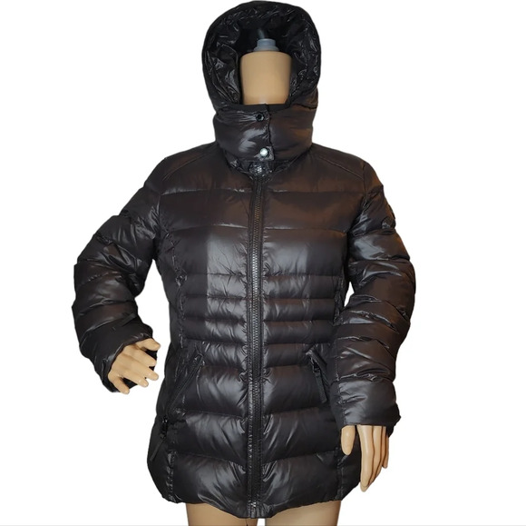 Andrew Marc 650 Down Black puffer hooded zip coat.  Women's size medium. - Picture 1 of 16